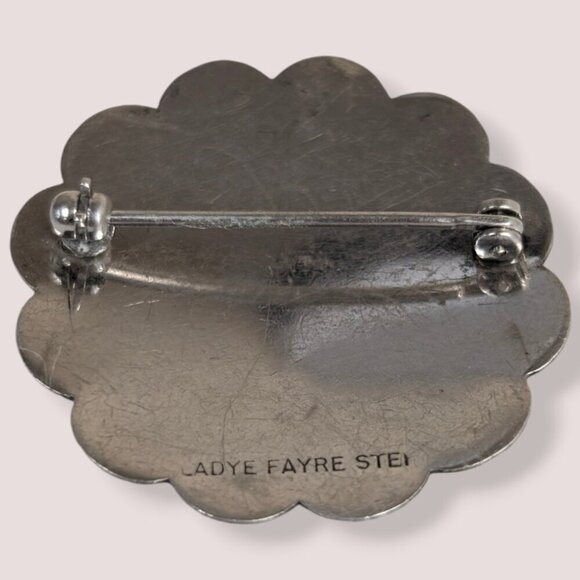 Vintage Ladye Fayre Sterling Etched Brooch - Picture 5 of 6